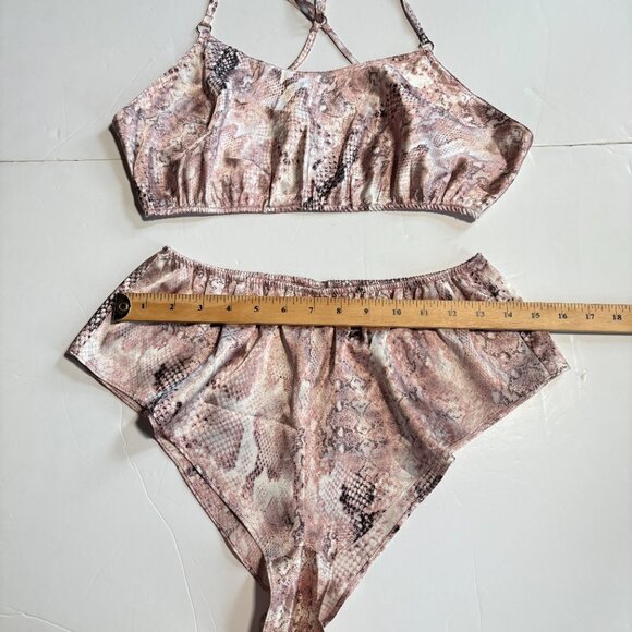 La Senza Two Piece Satin Sleep Set Pink Snake Print Size Medium - Picture 6 of 9